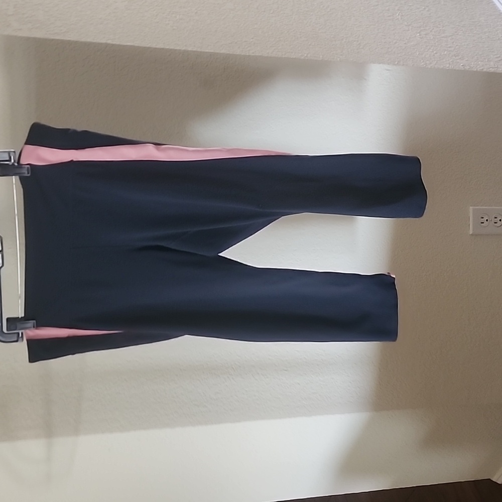 Womens Gap Workout Capris